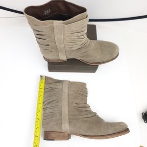 Matisse Stryke ankle cut-outs strappy suede upper pull-on boots  size 8